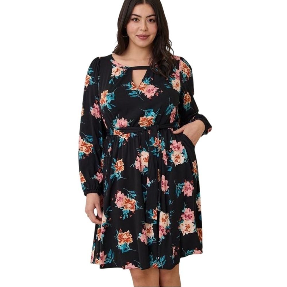 Torrid Black Floral Keyhole Belted A-Line Dress Pockets Long Sleeve Size 0